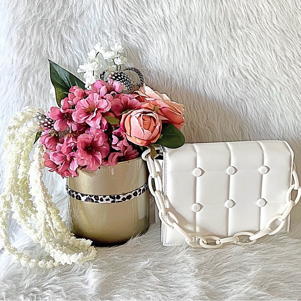 White Gold Chain Strap Handbag